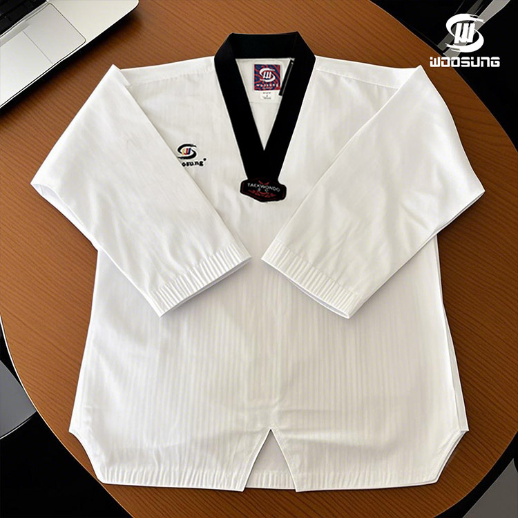 Taekwondo-uniform met mesh